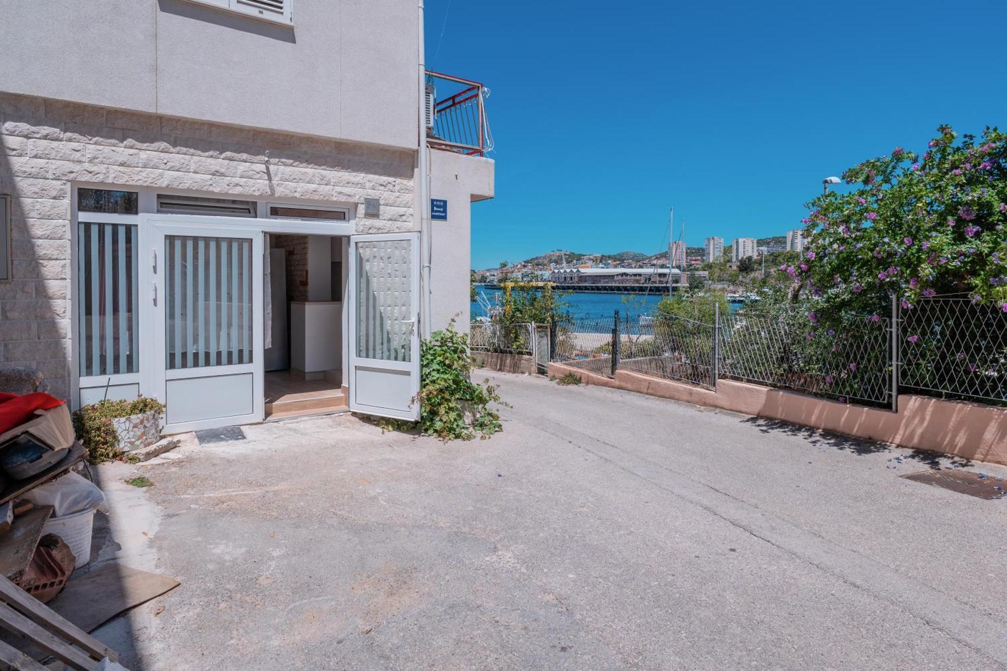 Apartments Ema Šibenik Exterior foto